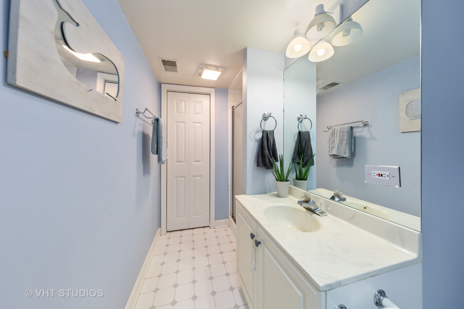 429 South La Grange Road La Grange, IL 60525 - Photo 22 of 32