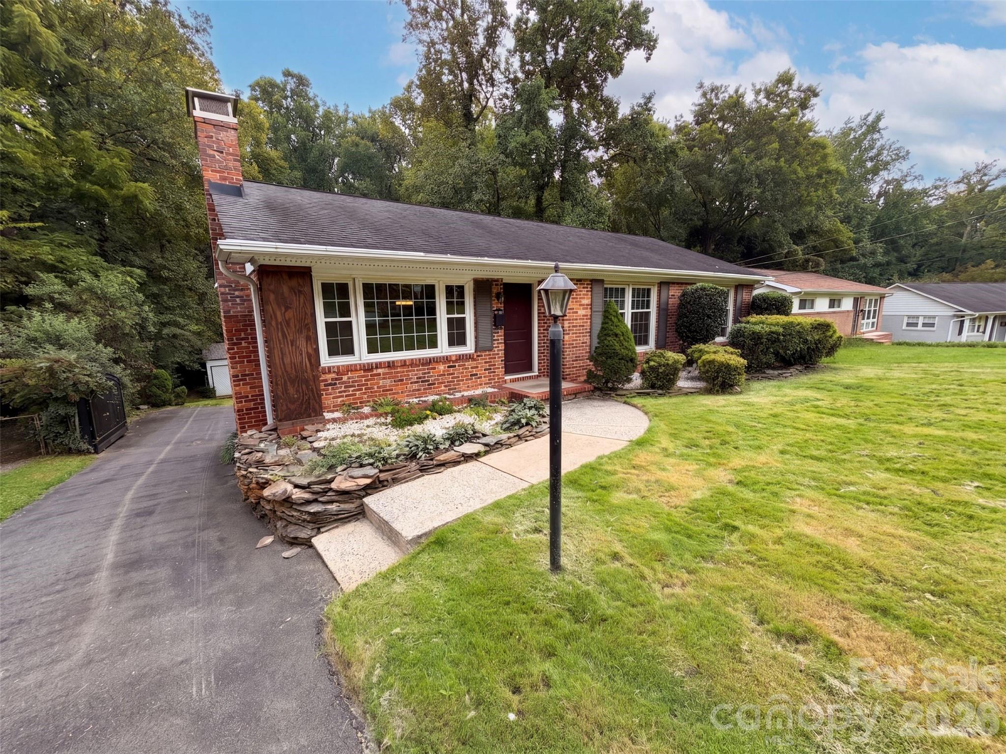 1527 Burnley Road Charlotte, NC 28210 - Photo 22 of 28 Gallery Image 22