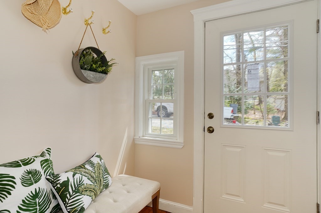 14 Skelton Road Burlington, MA 01803 - Photo 18 of 34 Gallery Image 18