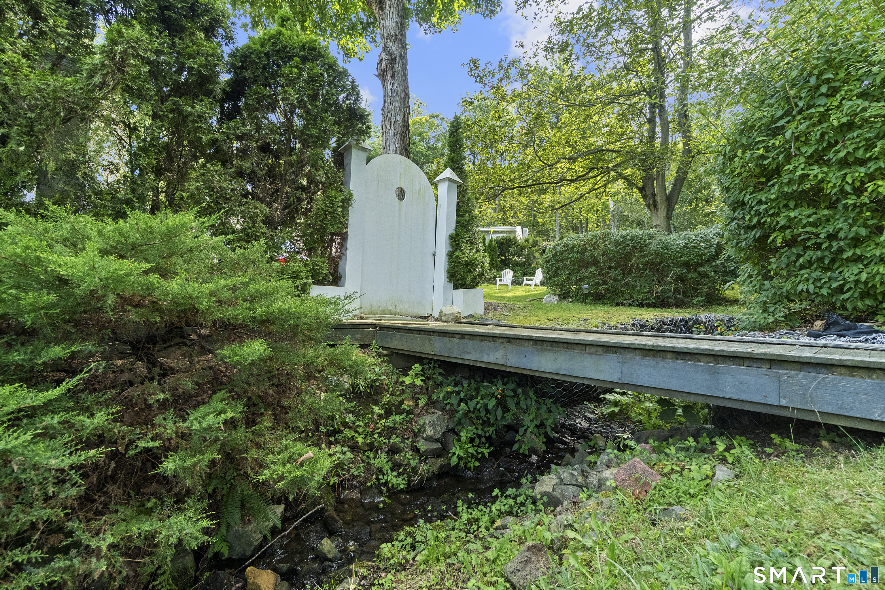 215 Mamanasco Road, Unit 215 Ridgefield, CT 06877 - Photo 20 of 23 Gallery Image 20