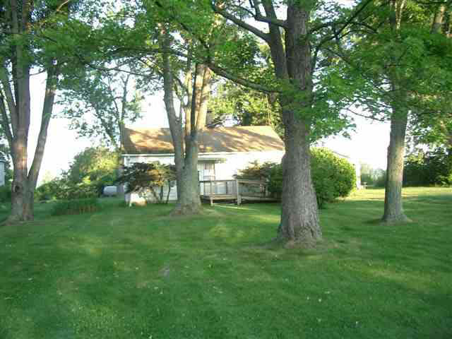 10819 North Sharpbend Albany, IN 47320 - Photo 2 of 3 Gallery Image 2