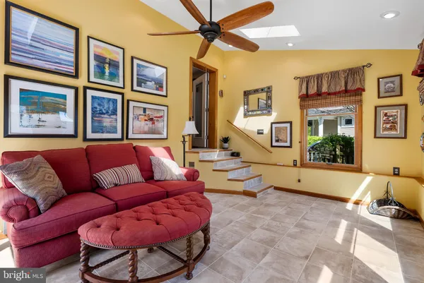 $550,000 | 907 Arran Road, Baltimore, MD 21239