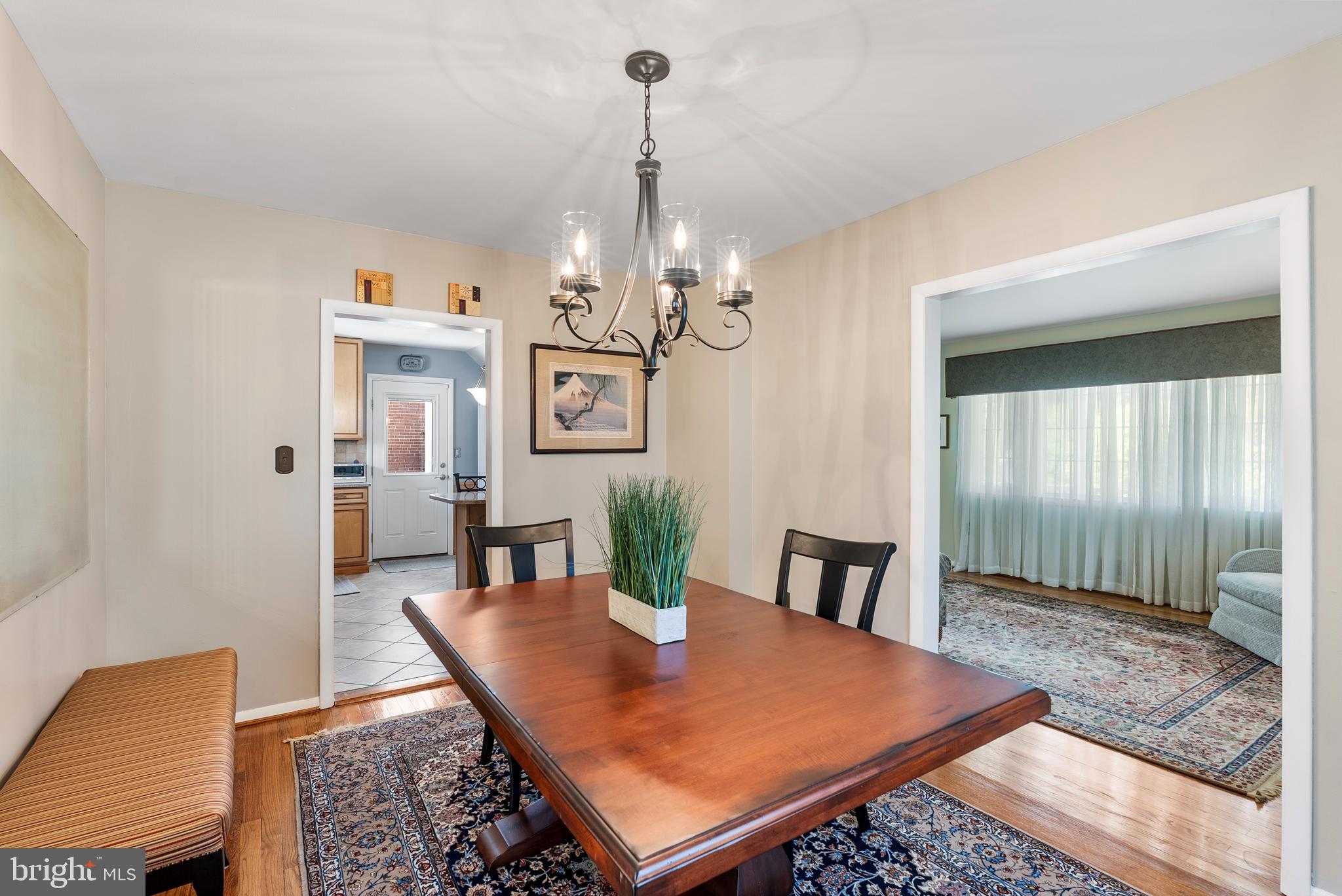 907 Arran Road Baltimore, MD 21239 - Photo 3 of 39 Separate Dining Room