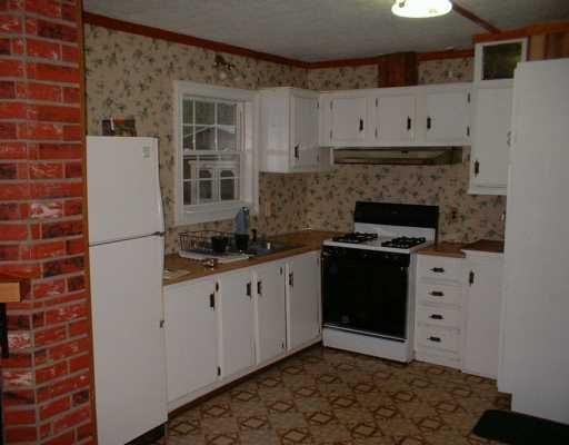 215 St John Road Slippery Rock, PA 16057 - Photo 3 of 4