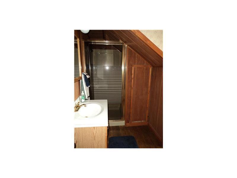 2218 Brodhead Road Aliquippa, PA 15001 - Photo 8 of 14 Full Bath.