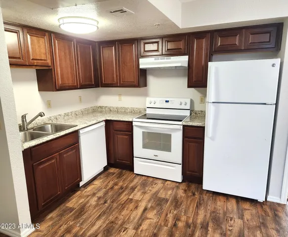 $1,495 | 16033 North 25th Street, Unit 114, Phoenix, AZ 85032