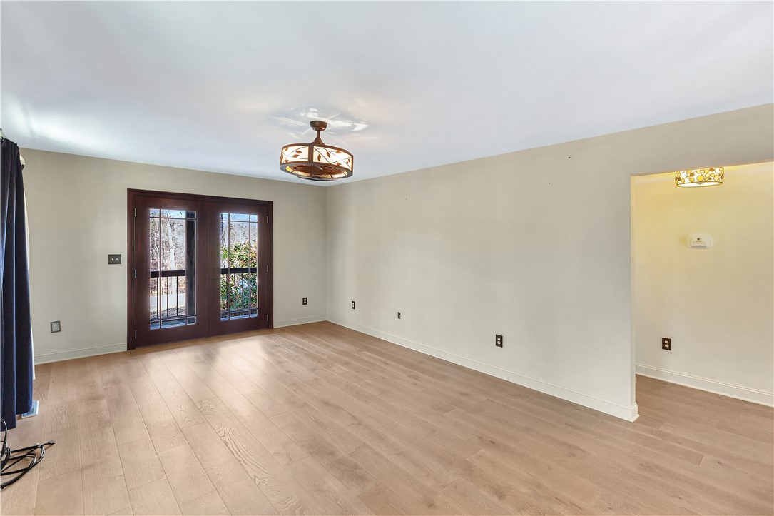 18001 State Rd S-37-588 Seneca, SC 29672 - Photo 17 of 50