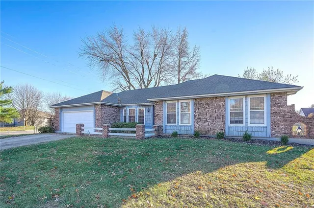 $294,500 | 16806 Hardee Street, Belton, MO 64012