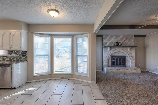 $294,500 | 16806 Hardee Street, Belton, MO 64012