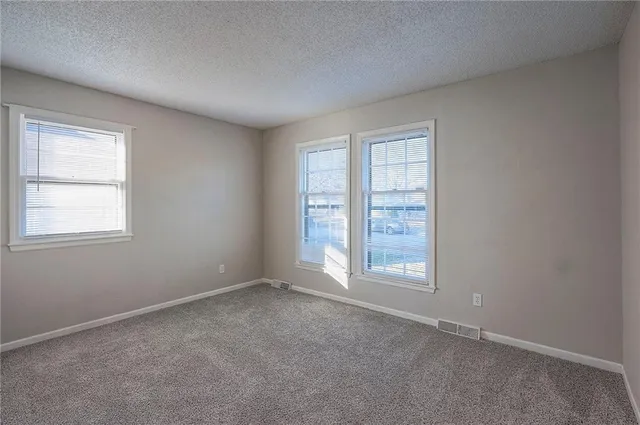 $294,500 | 16806 Hardee Street, Belton, MO 64012