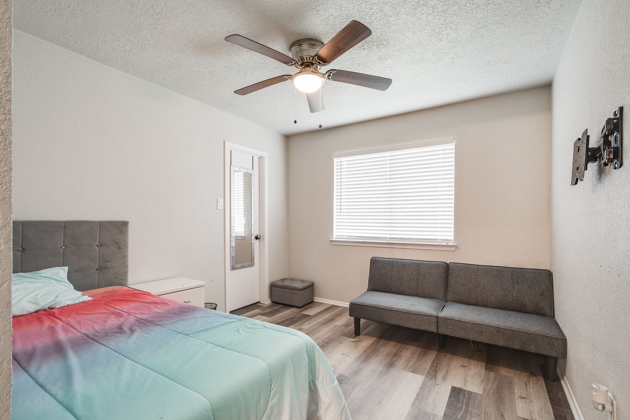 4218 Sequoia Street Baytown, TX 77521 - Photo 17 of 22 Third bedroom