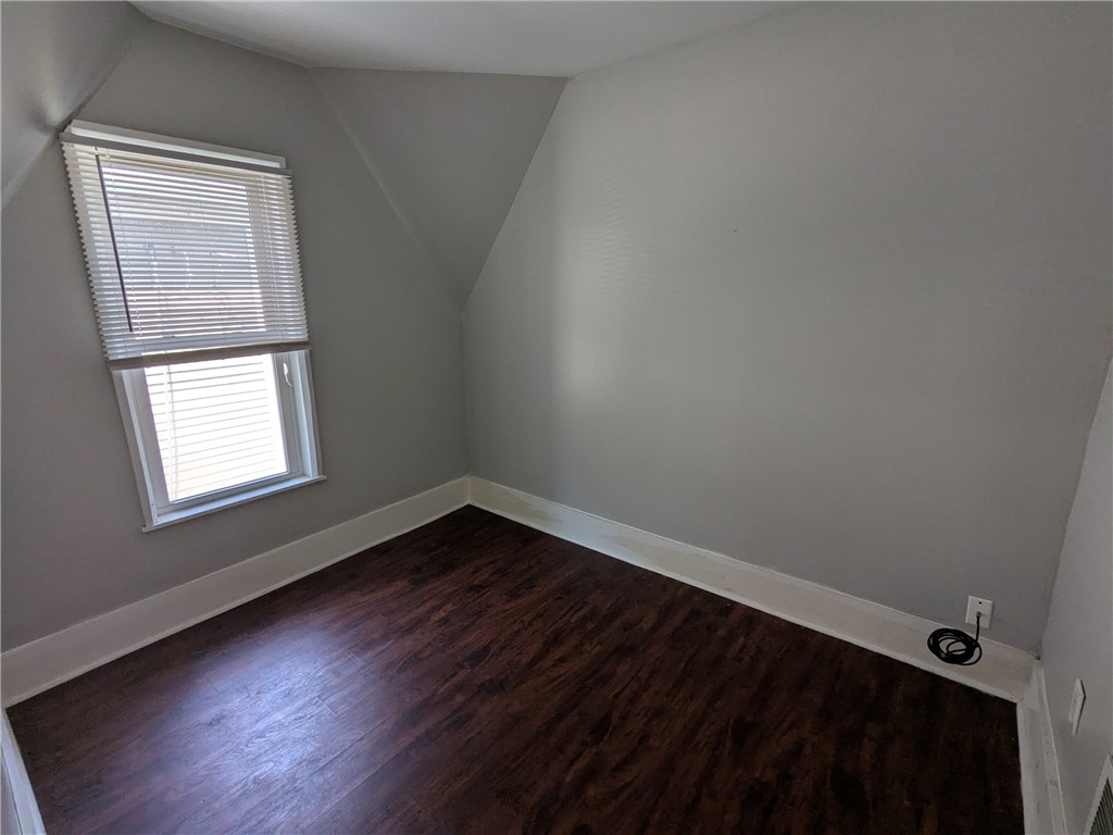 918 South Goodman Street Rochester, NY 14620 - Photo 18 of 25