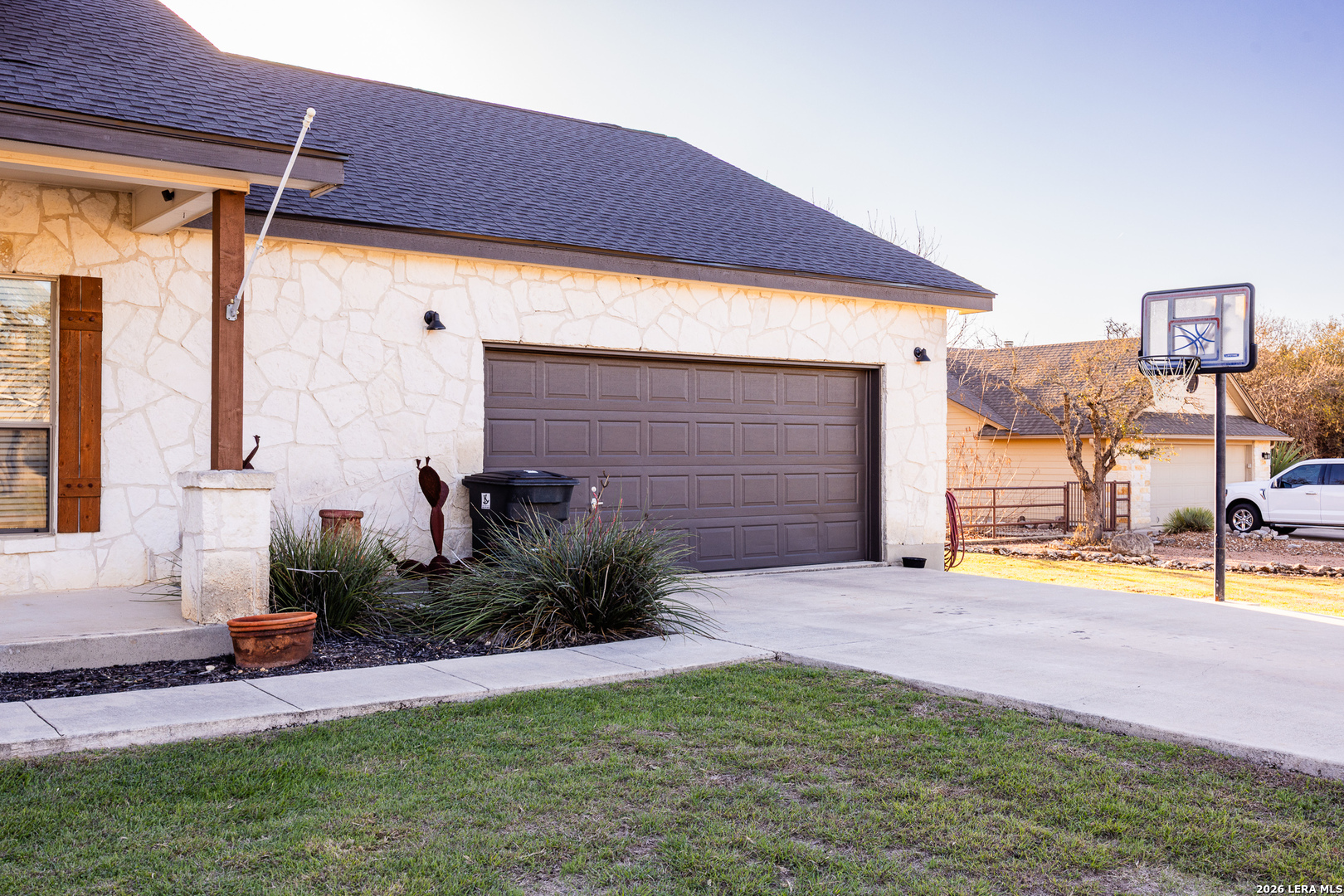 803 River Ranch Drive Bandera, TX 78003 - Photo 4 of 47