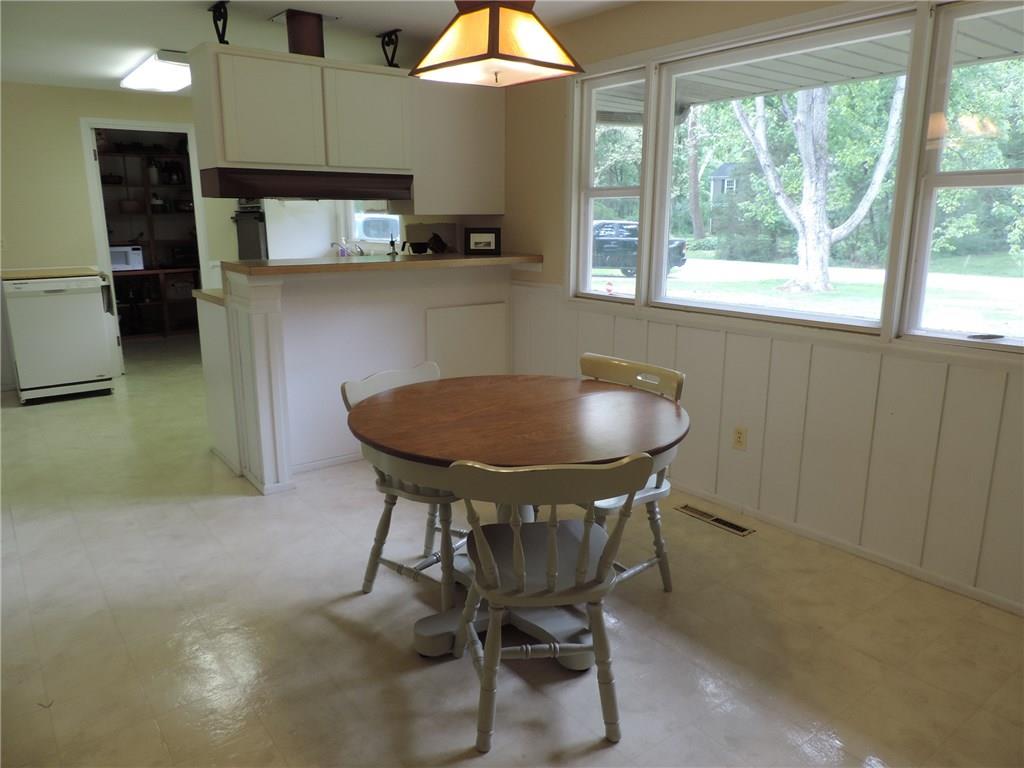 11821 Hoster Road Carmel, IN 46033 - Photo 3 of 43 Gallery Image 3