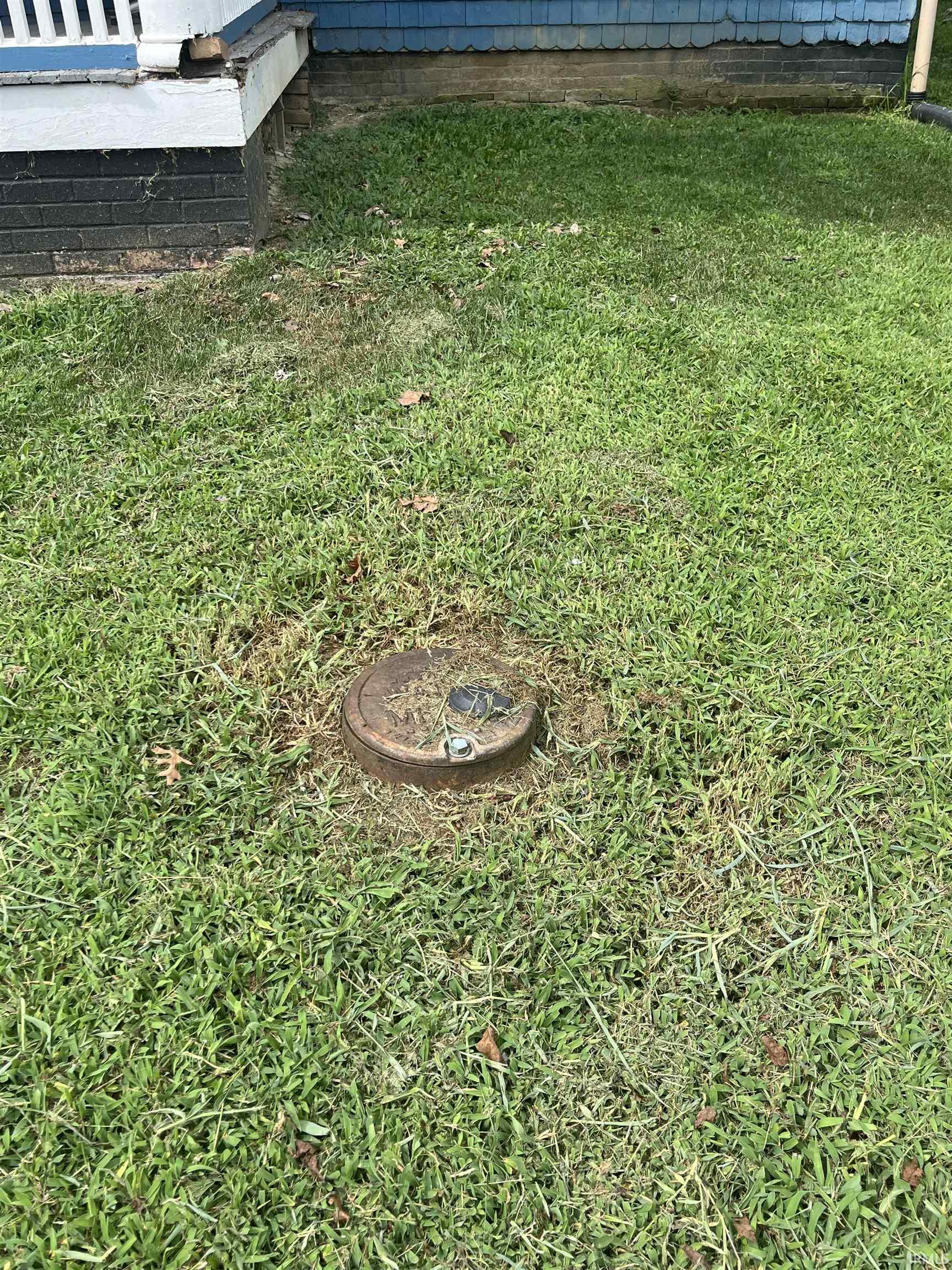 803 Southeast Riverside Drive Evansville, IN 47713 - Photo 6 of 8