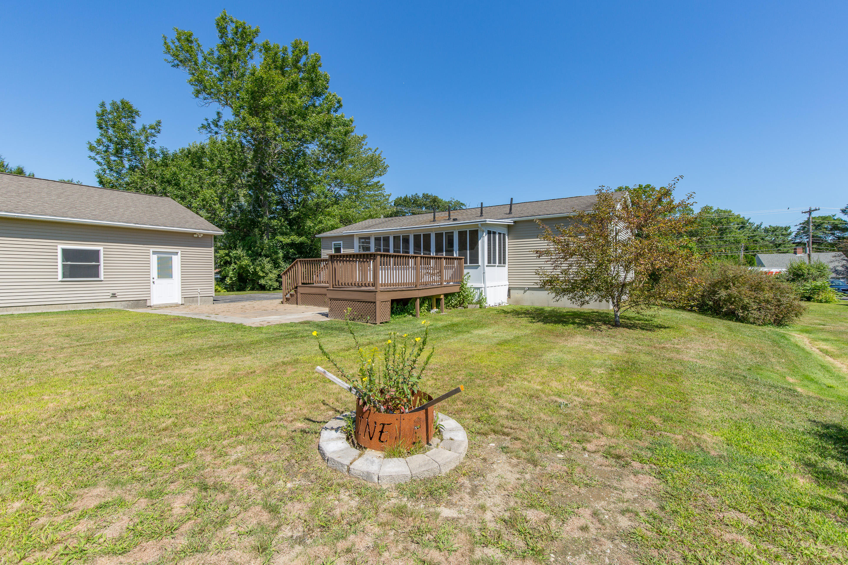280 Pool Street Biddeford, ME 04005 - Photo 24 of 27 280 Pool Street Biddeford-41