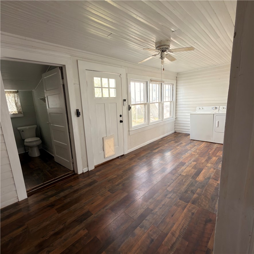 1014 Levis Smith Road Pendleton, SC 29670 - Photo 18 of 21 This spacious utility room features rich flooring and abundant natural light.