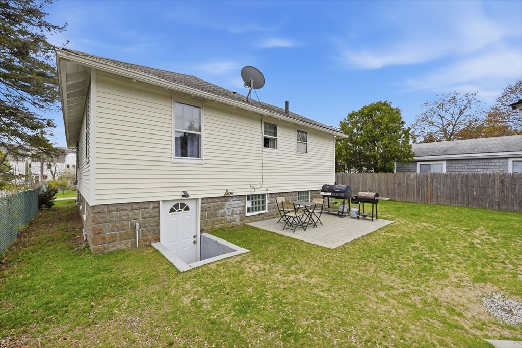 28 Rosina Road Weymouth, MA 02189 - Photo 39 of 41