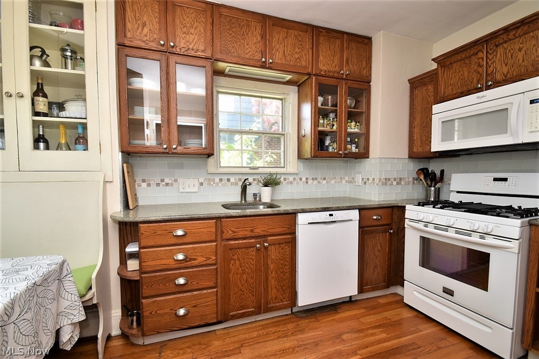 3321 Elsmere Road Cleveland, OH 44120 - Photo 12 of 35 Gallery Image 12