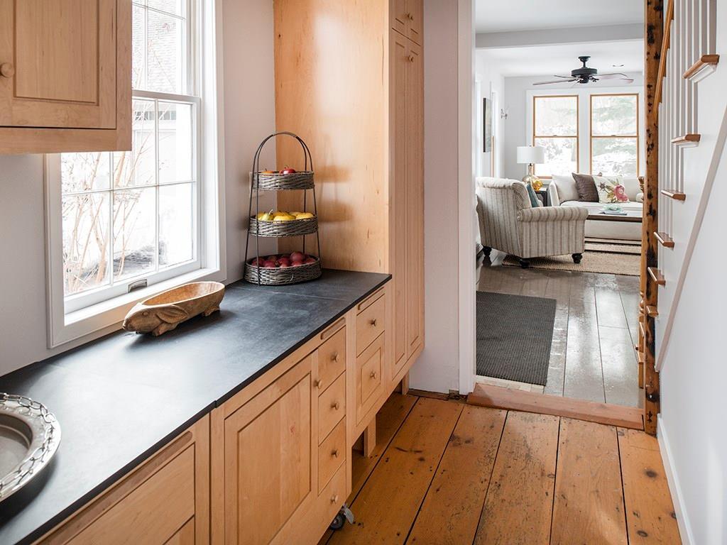 905 Shore Road Cape Elizabeth, ME 04107 - Photo 6 of 29 Photo