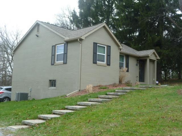 8225 Fox Ridge Road Pittsburgh, PA 15237 - Photo 1 of 18 Gallery Image 1
