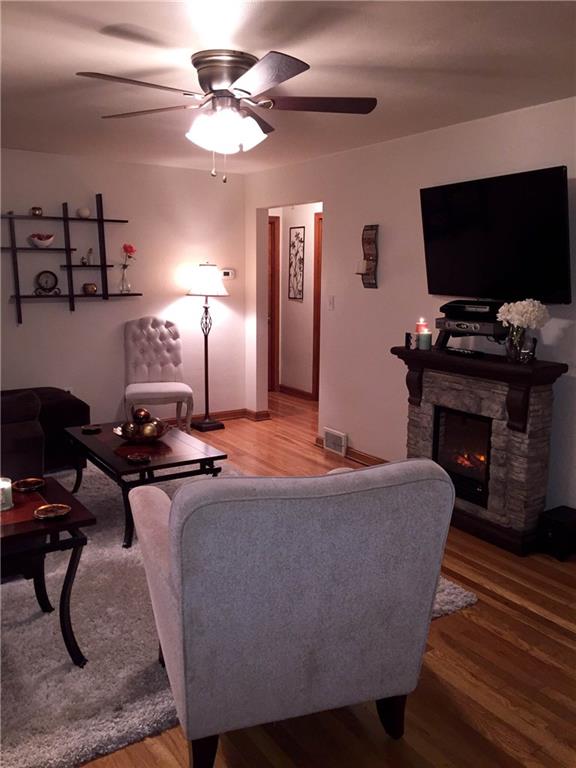 8225 Fox Ridge Road Pittsburgh, PA 15237 - Photo 7 of 18 Gallery Image 7