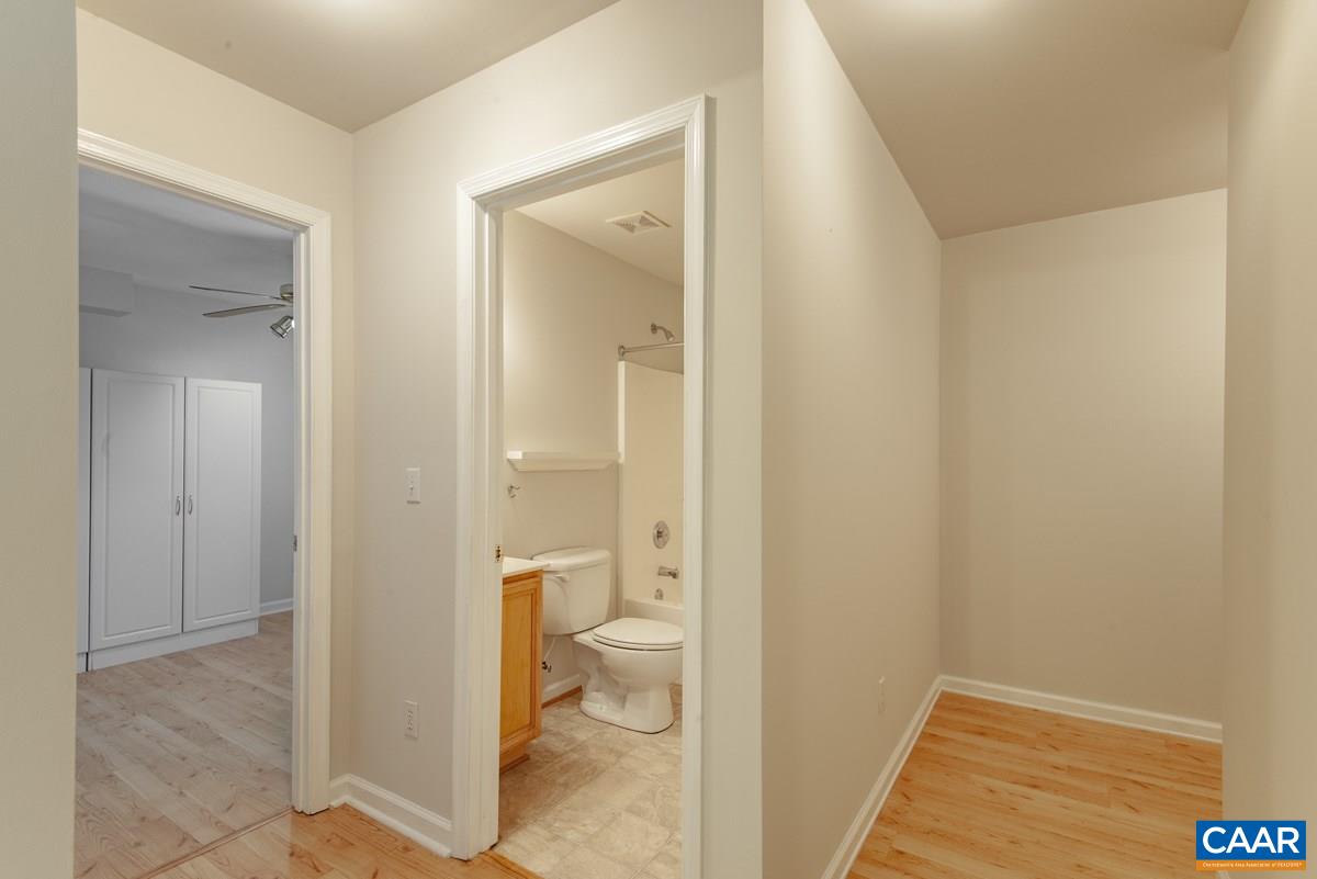 3 Bernardsburg Road Palmyra, VA 22963 - Photo 19 of 38 a bathroom with a toilet