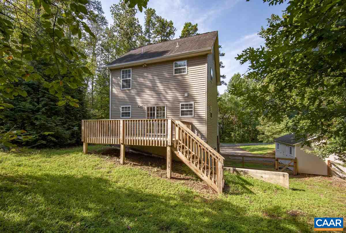 3 Bernardsburg Road Palmyra, VA 22963 - Photo 28 of 38 a view of a house with a yard and deck