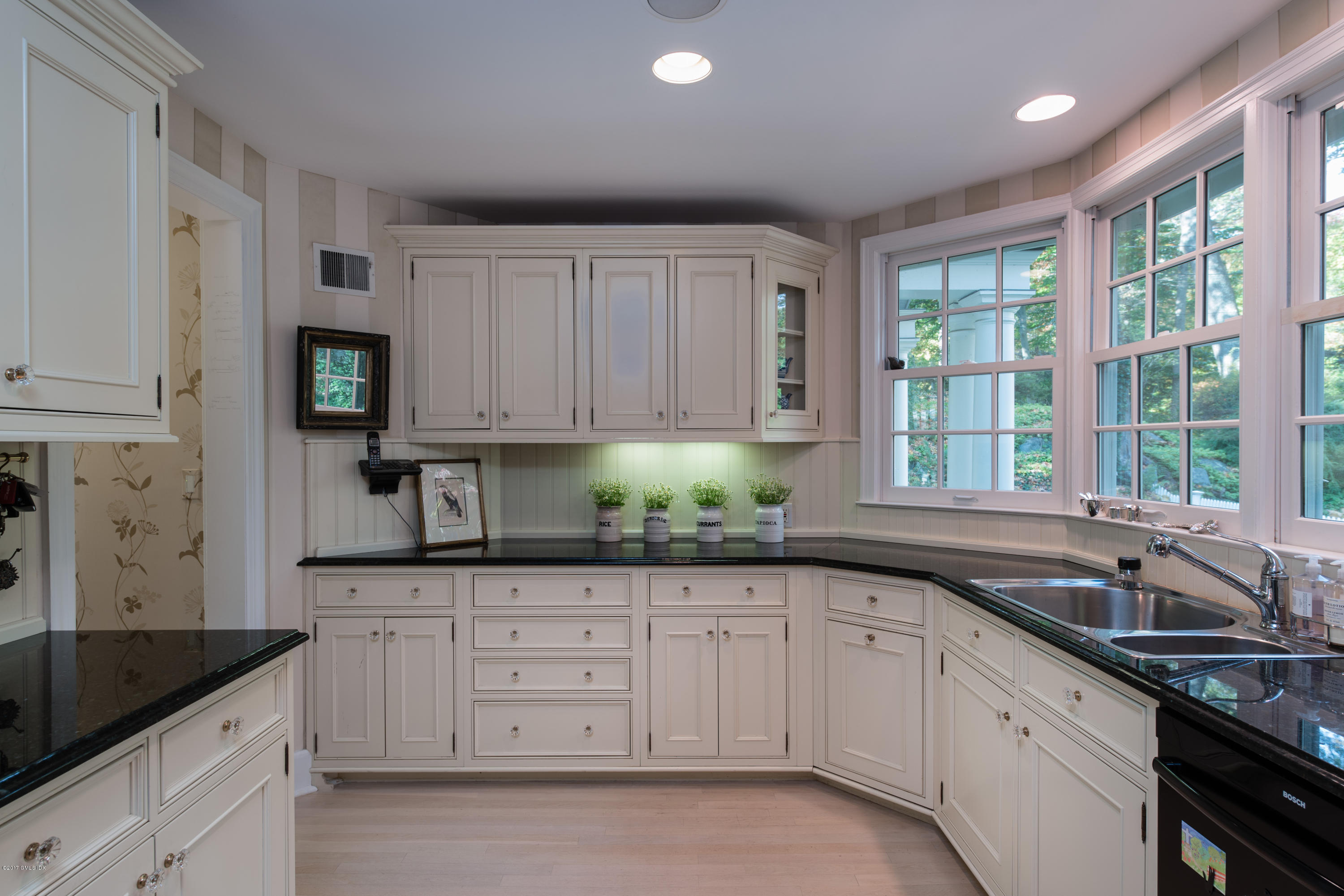 28 French Road Greenwich, CT 06831 - Photo 7 of 35 DG7_3272-Edit