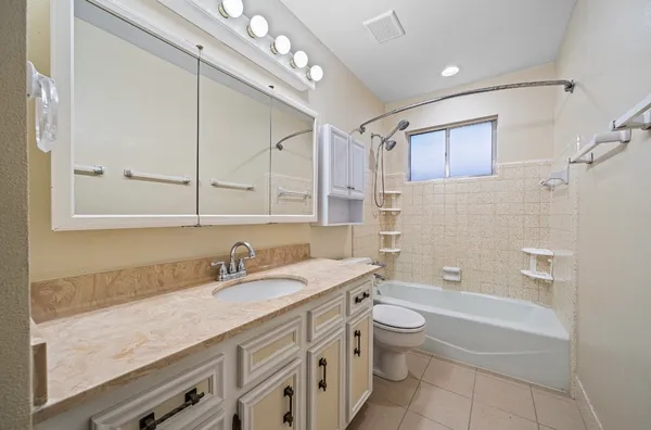 $2,100 | 4822 Lost Oak Drive, Spring, TX 77388