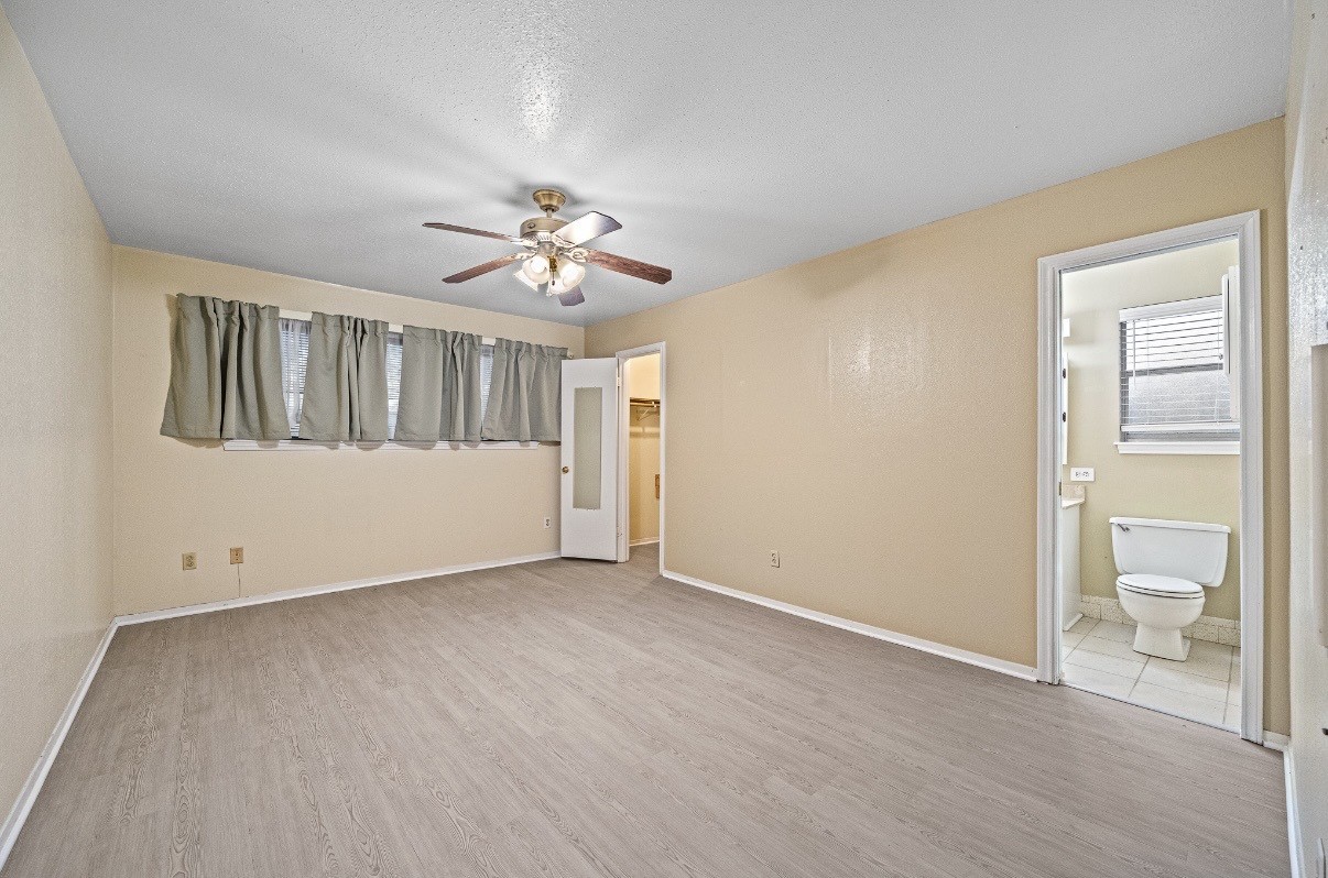 4822 Lost Oak Drive Spring, TX 77388 - Photo 8 of 14 a view of an empty room with a window
