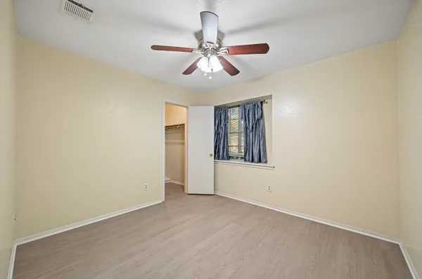 $2,100 | 4822 Lost Oak Drive, Spring, TX 77388