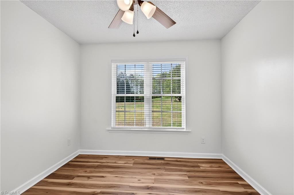 3971 Meadow Ridge Court Asheboro, NC 27205 - Photo 29 of 48