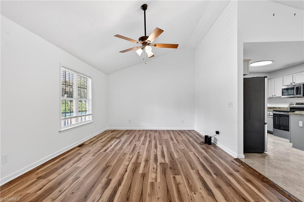 3971 Meadow Ridge Court Asheboro, NC 27205 - Photo 4 of 48