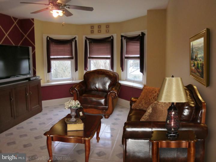228 Church Road Ardmore, PA 19003 - Photo 4 of 20 Family Room