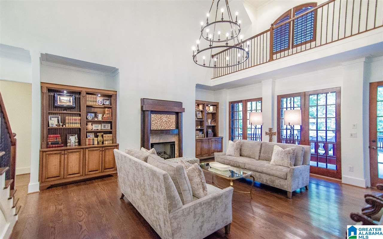 2076 Cahaba Valley Road Pelham, AL 35124 - Photo 6 of 47