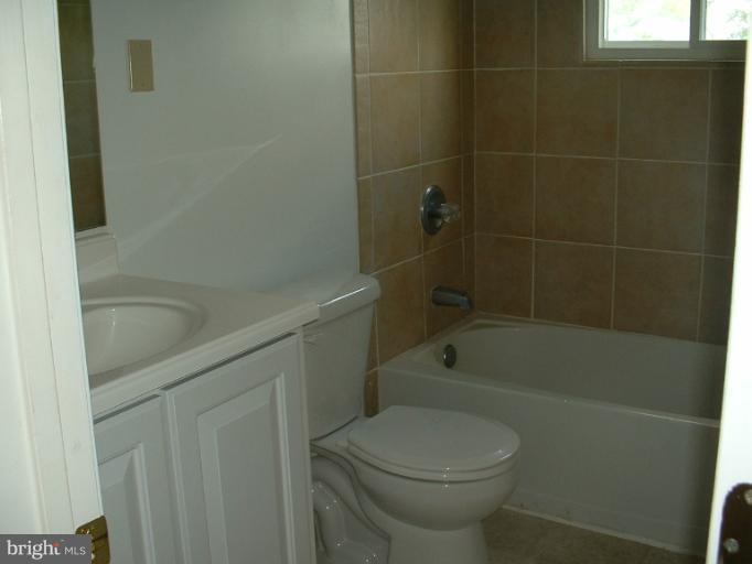 8613 Rixeyville Road Rixeyville, VA 22737 - Photo 12 of 18 Bath