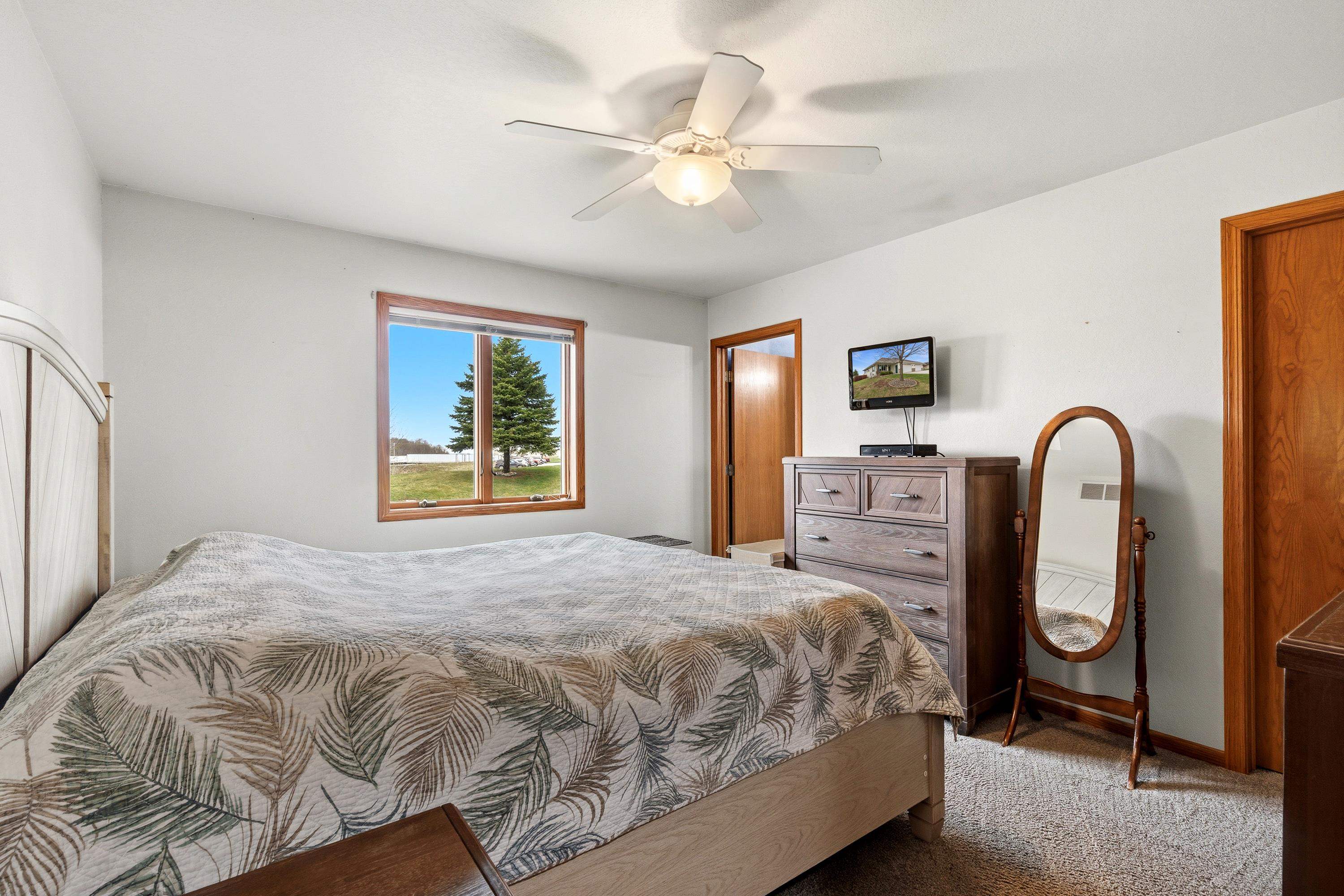 308 Donna Street Chilton, WI 53014 - Photo 12 of 26