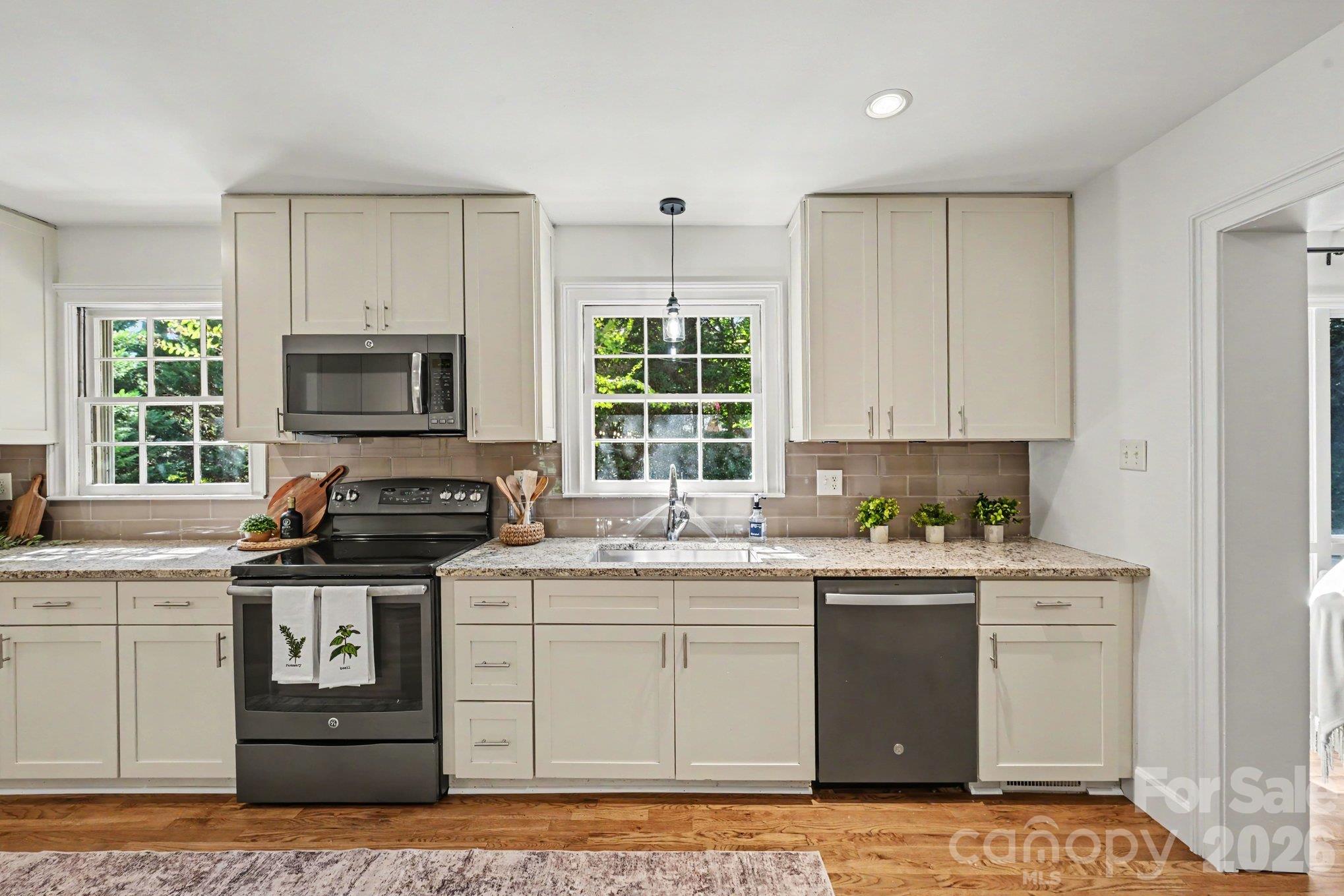 2271 Ferncliff Road Rock Hill, SC 29732 - Photo 5 of 21 Gallery Image 5