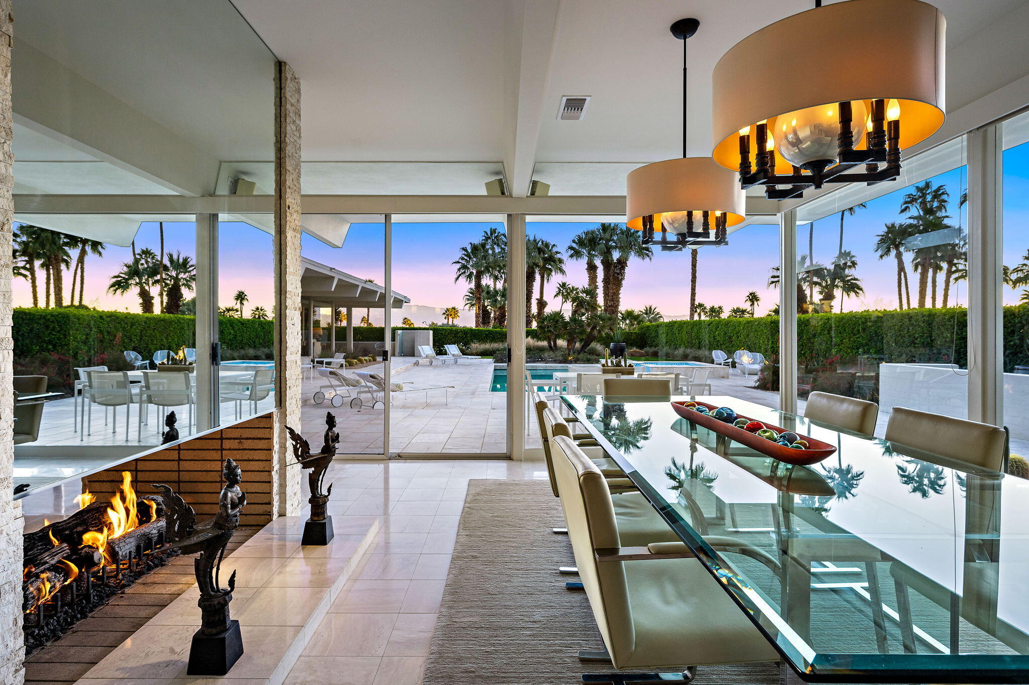 40780 Thunderbird Road Rancho Mirage, CA 92270 - Photo 11 of 29 a outdoor space with lots of table and chairs