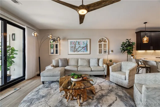 $799,000 | 166 Captiva Drive, Unit 6D, Sunrise Beach, MO 65079