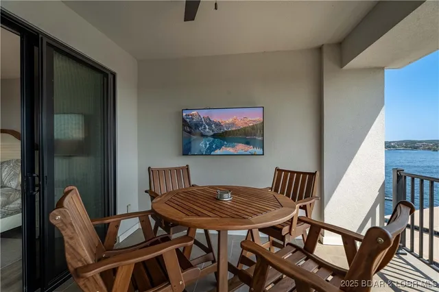 $799,000 | 166 Captiva Drive, Unit 6D, Sunrise Beach, MO 65079