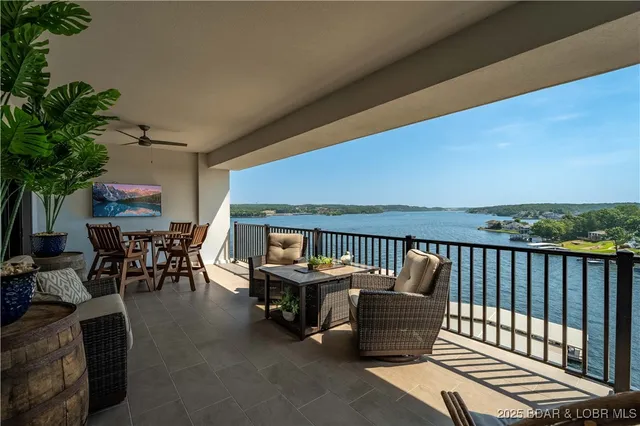 $799,000 | 166 Captiva Drive, Unit 6D, Sunrise Beach, MO 65079