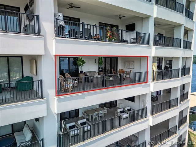 $799,000 | 166 Captiva Drive, Unit 6D, Sunrise Beach, MO 65079