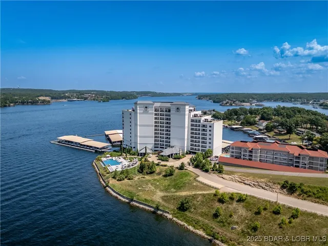 $799,000 | 166 Captiva Drive, Unit 6D, Sunrise Beach, MO 65079