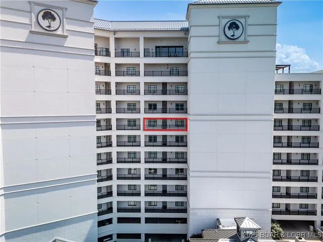 $799,000 | 166 Captiva Drive, Unit 6D, Sunrise Beach, MO 65079