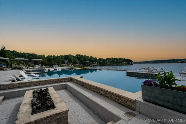 $799,000 | 166 Captiva Drive, Unit 6D, Sunrise Beach, MO 65079