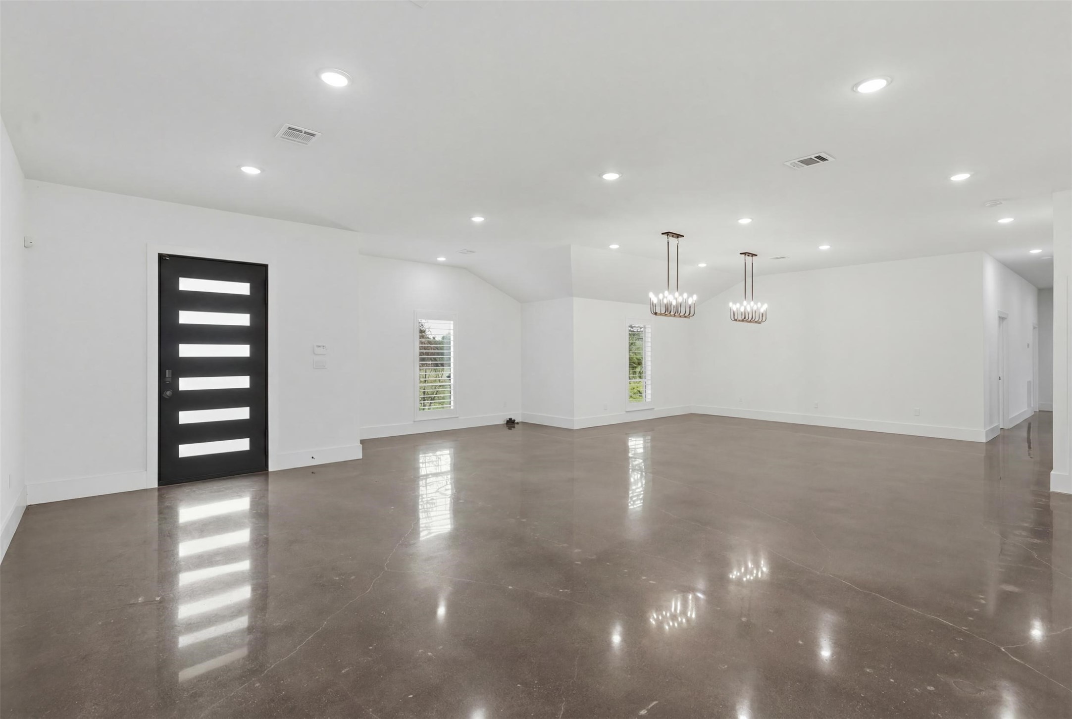 1589 County Road 252 Anderson, TX 77830 - Photo 3 of 50 a view of empty room with wooden floor