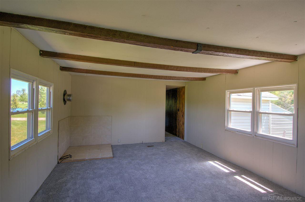 6050 Roach Road Croswell, MI 48422 - Photo 7 of 11