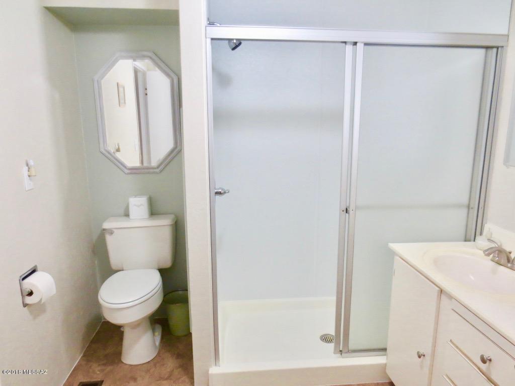 775 West Roger Road, Unit 40 Tucson, AZ 85705 - Photo 6 of 26